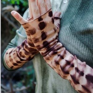 Parker Blue Fingerless Gloves/Arm-warmers